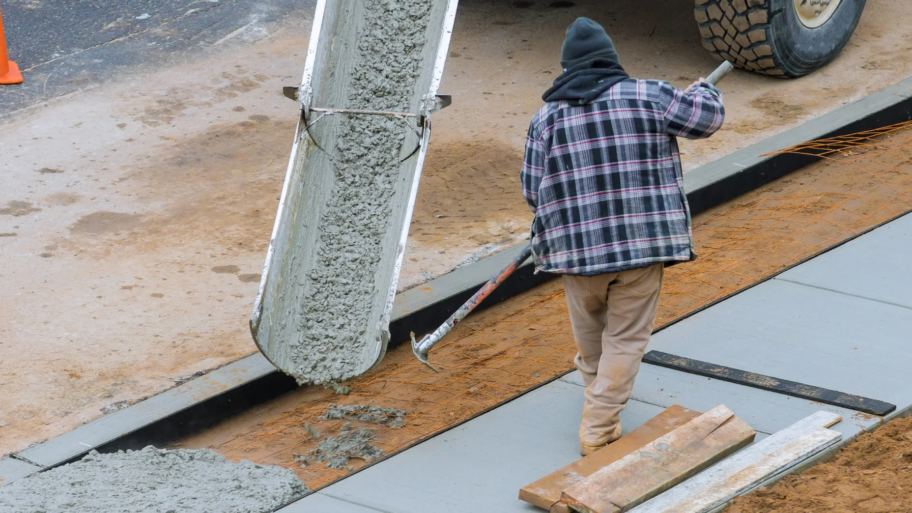 CIT Concrete crew pouring and finishing a concrete slab in Johns Creek