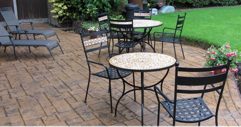 Stamped and stained decorative concrete patio